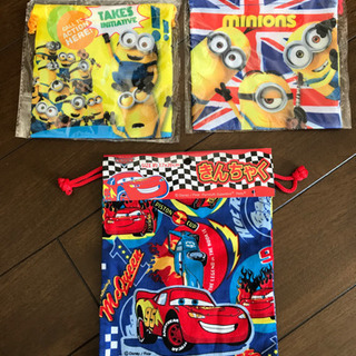巾着袋　コップ入れ　カーズ　ミニオン　入園・入学準備　