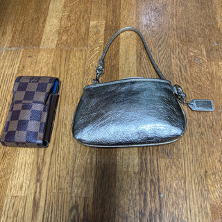 COACH ポーチ［金色］の画像