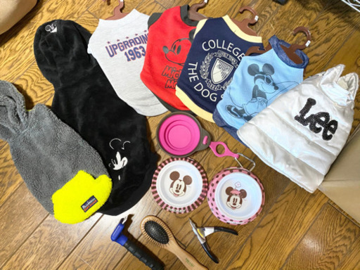 ペット用品　犬　ペット服　クリスマスコスプレ犬　爪切り　餌入れなど一式　