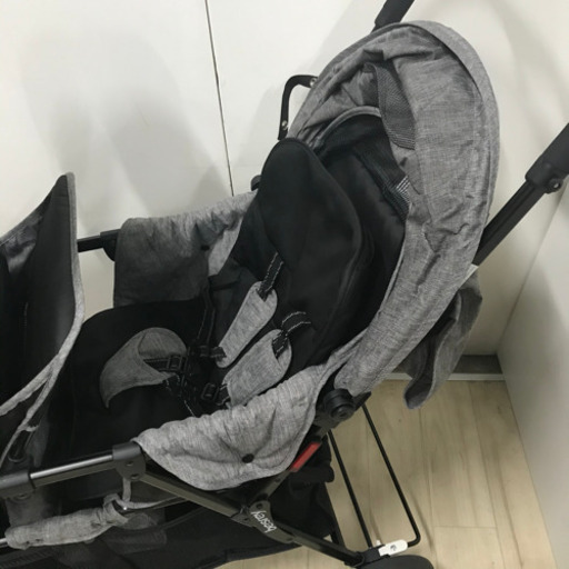 現在取引中！【美品】besrey 2人乗りベビーカー　双子ベビーカー　縦並び　縦型
