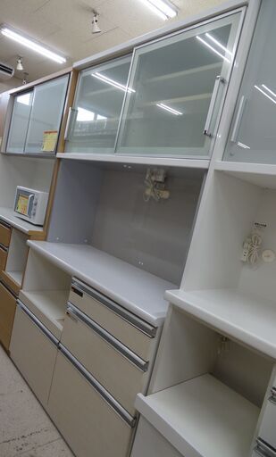 古賀家具株式会社 レンジボード 2連 食器棚 ハイタイプ 木目調ホワイト ブルーモーション 【ユーズドユーズ名古屋天白店】J350
