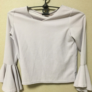 ブラウスの画像