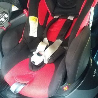 【チャイルドシート】Aprica ディアターン　0〜4歳　横向きベッド・後向き・前向き対応の画像