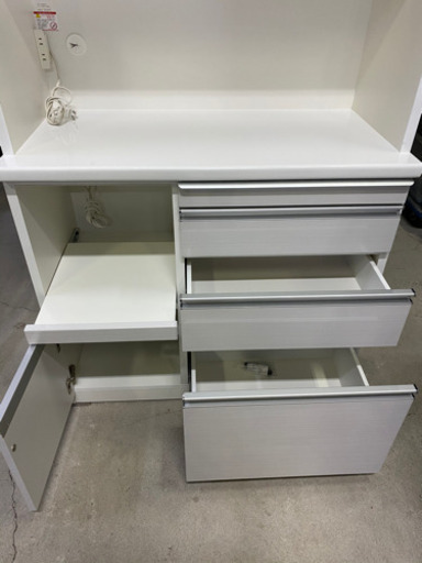 松田家具 キッチンボード ロジャーレンジ 配送可能です。