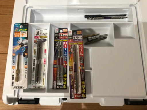 makita 充電式インパクトドライバー 3.0Ah18v