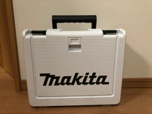 makita 充電式インパクトドライバー 3.0Ah18v