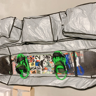 キャリー付スノーボードケースの画像