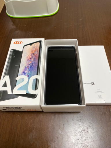 galaxyA20 ブラック　32GB au