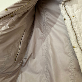 ファー付きリバーシブル仕様 ダウンコートの画像