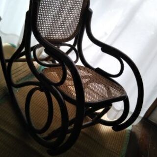 等のロッキングチェア差し上げます