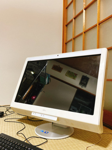 (お相手決まりました)【中古・OS消去済み】タッチパネル対応・23型ワイド液晶搭載一体型デスクトップPC