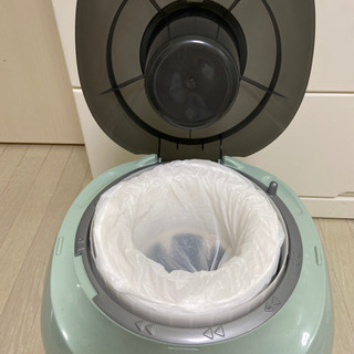 コンビ　combi ポイテック　強力防臭抗菌おむつポット　おむつペールの画像