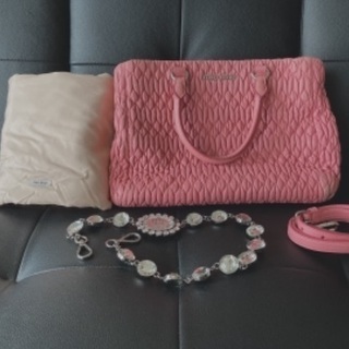 MIUMIU マテラッセ ナッパクリスタル