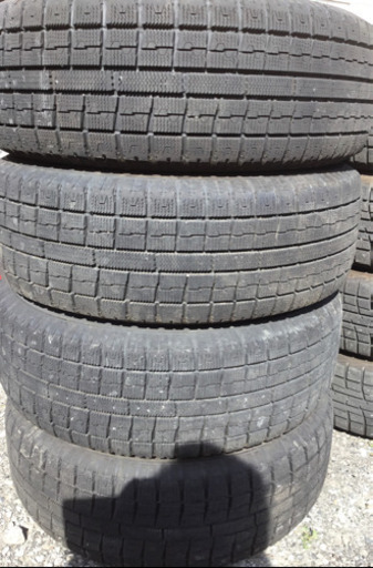 205/65R15 TOYO スタッドレスタイヤ 4本セット