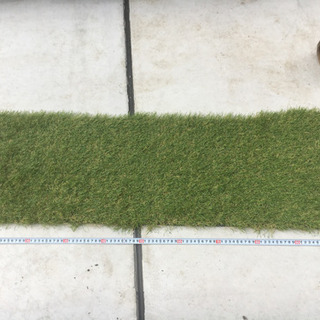 人工芝カット品端材2枚　長方形の画像
