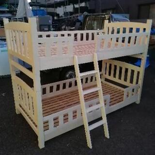 キレイめの2段ベッド　ホワイト系
