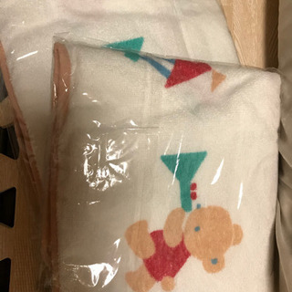 ファミリア　フード付きバスタオル