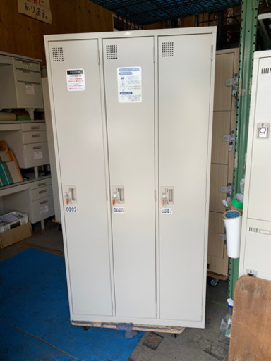 ロッカー　3人用　東洋