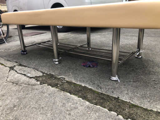 マッサージベッド ベッド マッサージ店