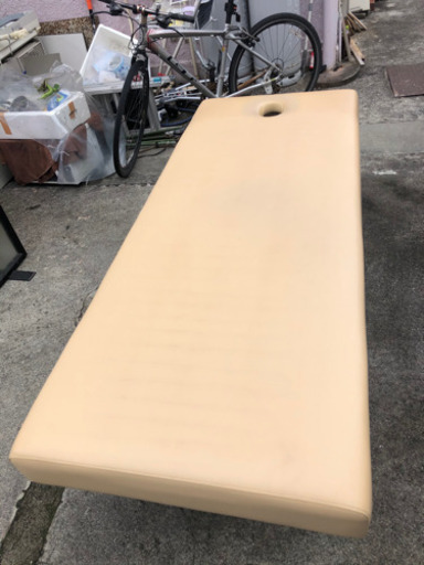 マッサージベッド ベッド マッサージ店