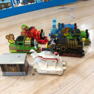 トーマスシリーズ　ハッピーセット　の画像