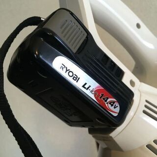 【美品】RYOBI BHC-1400 リョウビ充電式コードレスクリーナー電池＆充電器セットお譲りします。の画像
