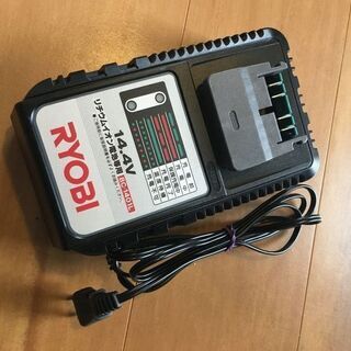 【美品】RYOBI BHC-1400 リョウビ充電式コードレスクリーナー電池＆充電器セットお譲りします。の画像