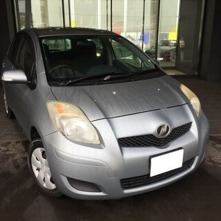 【コミコミ価格】ヴィッツ 車検R3年5月20日 オートマ 4WD...