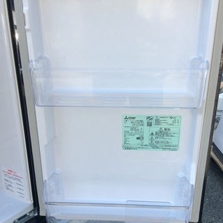 【RKGRE-469】特価！三菱/146L 2ドア冷凍冷蔵庫/MR-P15A-Ｂ/中古品/2016年製/当社より近隣無料配達！の画像