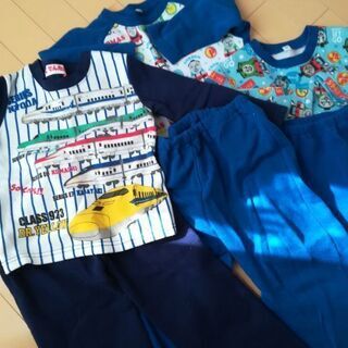 パジャマ　100サイズ　3セット