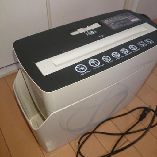 電動シュレッダー　アイリスオーヤマ