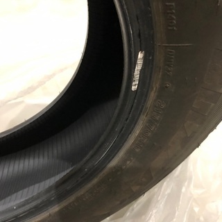 2018年製　DM-V2　ブリジストンの冬タイヤ　215/70R16  4本セット　オートバックスで以前新品で購入。の画像