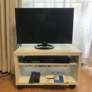 テレビ、テレビ台、Blu-ray・DVDレコーダー の3点セット