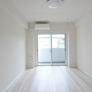 初期費用なんと3万円！！ 都営浅草線本所吾妻橋駅徒歩9分♪ さらになんと家賃4ヶ月無料！！ 二人入居も可能！！破格のキャンペーン中です♪ 築浅デザイナーズマンション、バストイレ別、独立洗面台など人気の設備♪ 1DKタイプのお部屋もございます★ 駐輪場無料、バイク置き場月額5500円★ 浅草駅と2駅２路線利用可能★ - 賃貸（マンション/一戸建て）