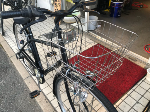 マットブラックのシティー 27インチ