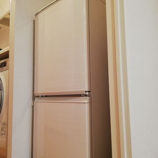 SHARP 冷蔵庫 2ドア（両開きタイプ）