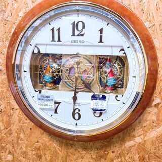 【愛品館市原店】セイコー クロック 掛け時計 電波 アナログ からくり 6曲 メロディ 茶 マーブル 模様 RE559H SEIKOの画像