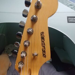 SELDER　エレキギターの画像