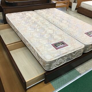 シモンズ　クイーンベッド　セパレートタイプの画像