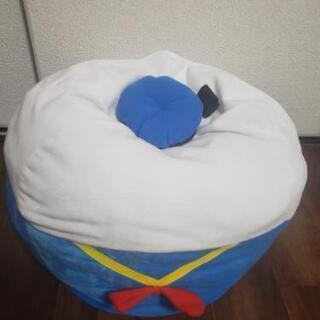 クッション　ドナルドの画像