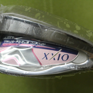 新品☆ゼクシオ10 レディース 7番アイアン☆未使用