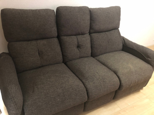 ニトリのリクライニングソファ