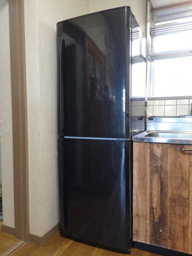 三菱2ドア冷蔵庫（256L）　MR-H26S-B クールブラック