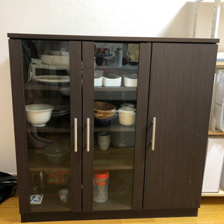 食器棚取引先決まりましたの画像