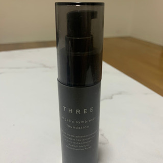 THREE ファンデーション