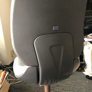 事務用椅子の画像