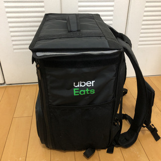 Uber Eats 配達バッグの画像