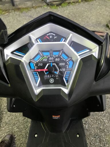 (値下げ)ヤマハ シグナスRAY ZR 113cc　赤／白　売ります。