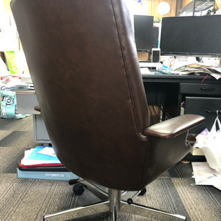 オカムラ オフィスチェア　社長椅子　デスクチェア　2脚の画像
