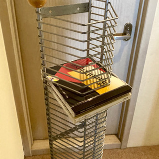 縦型CDラック　金属製84段　